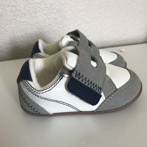 Carter’s Toddler Shoes - Size 4